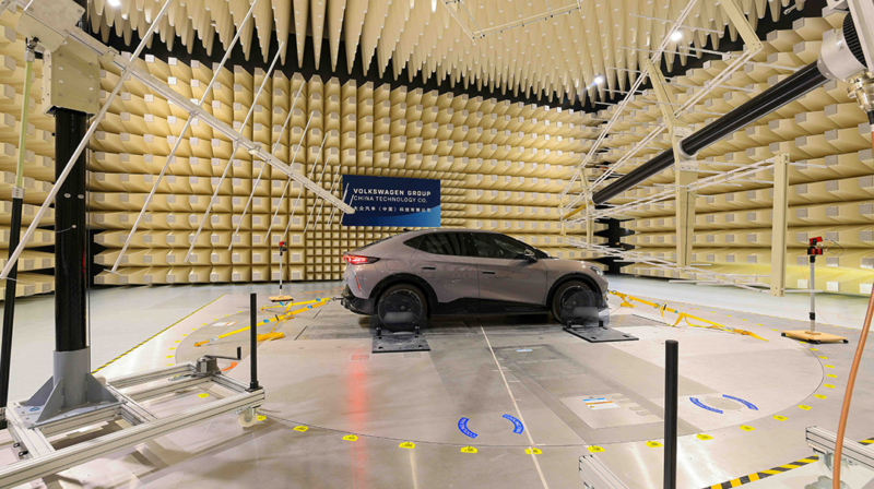 В Китае продажи Volkswagen Group упали на 8% год к году, но бренд остался лидером среди иностранных автопроизводителей в 2025 году.