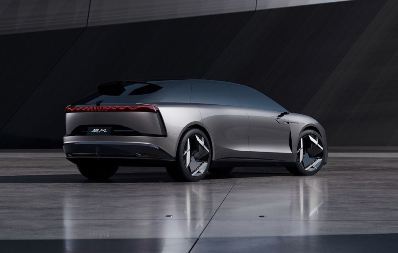 В Китае Chery Liefeng с твердотельной батареей достигнет 1500 км пробега при -30℃ в 2026 году.