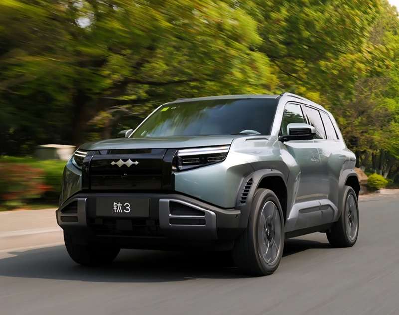 В Китае BYD Fang Cheng Bao Tai 3 EV получил до 107 л.с. и лидар для продвинутых систем помощи водителю.