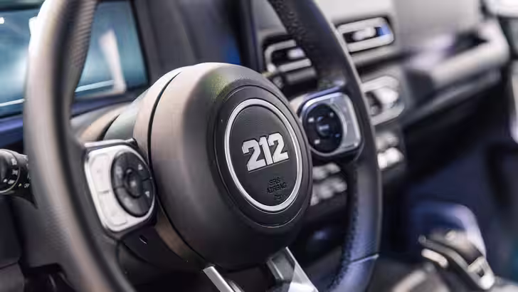 Интерьер BAW 212