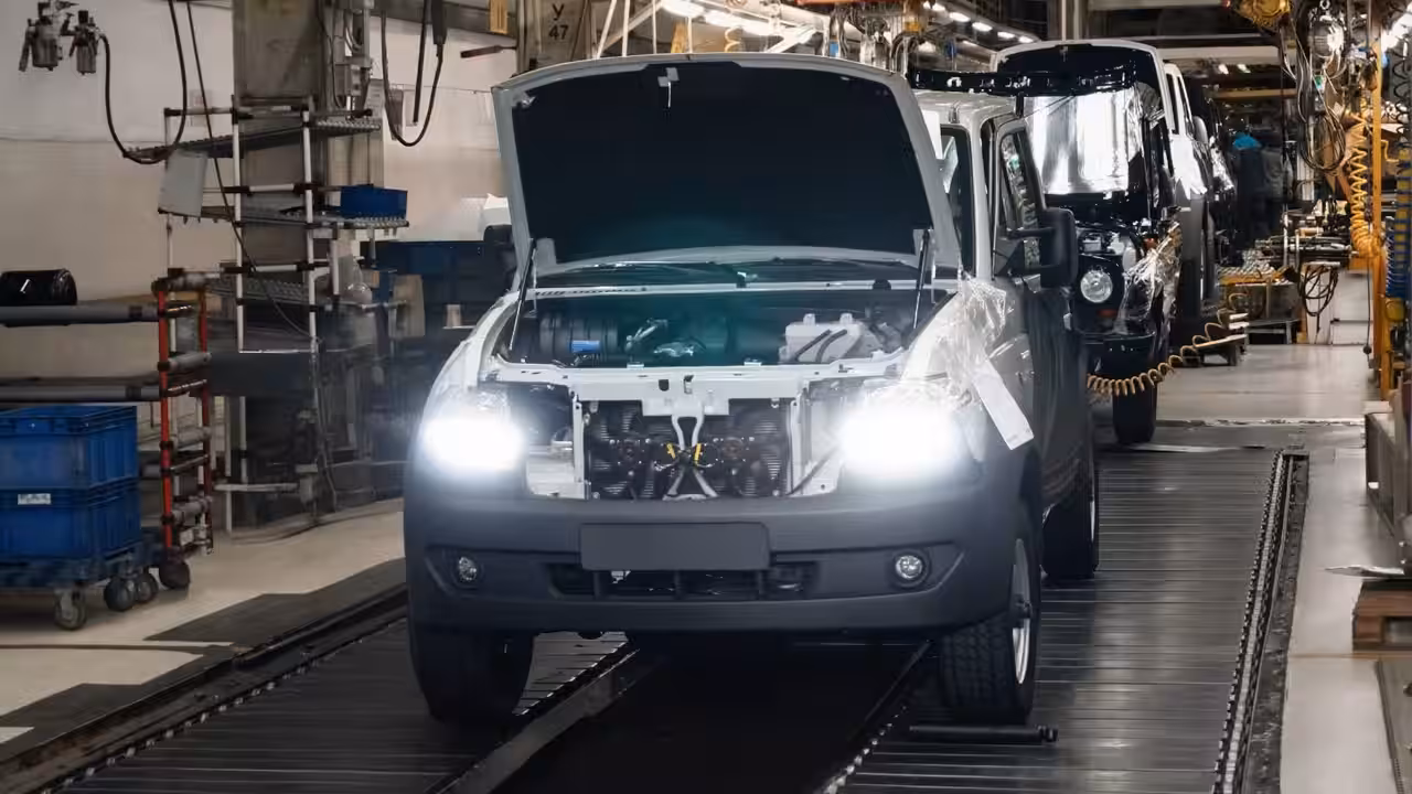 В России УАЗ начнет производство нового рамного внедорожника, ранее не представленного на рынке