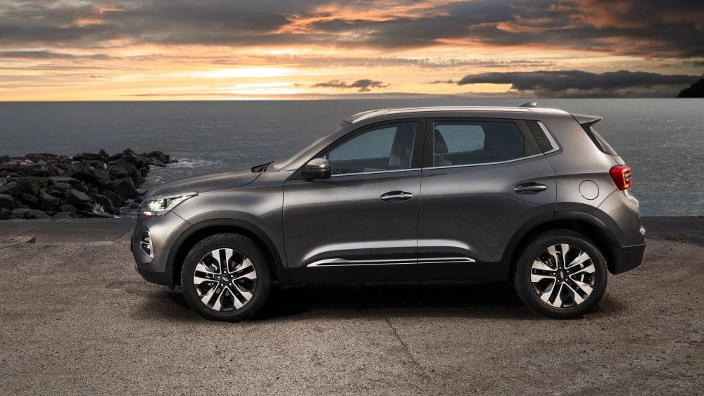 Chery Tiggo 4 Pro в версии 18 Years Edition сбоку