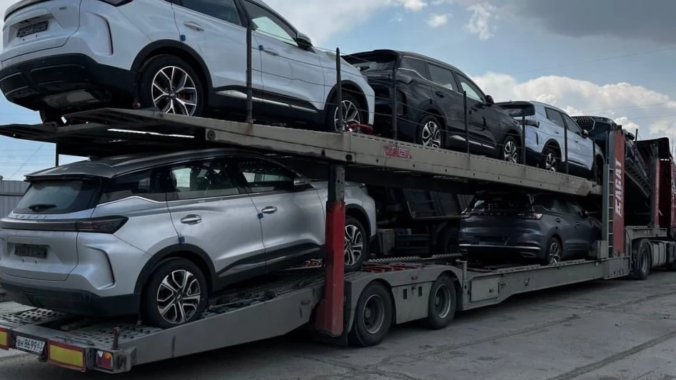 Кроссоверы Chery Tiggo 7L у дилера в чите на автовозе