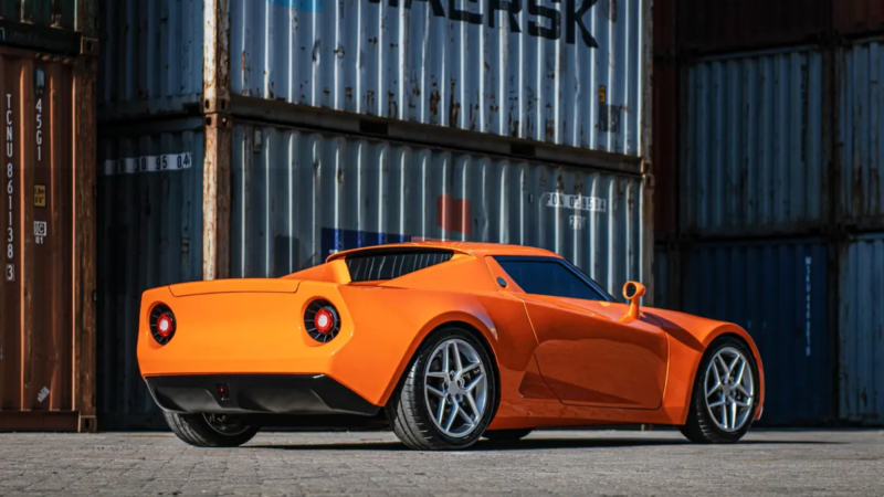 В Китае подтвержден выход 429-сильного электро-родстера в Европу, предложено 1000 единиц.