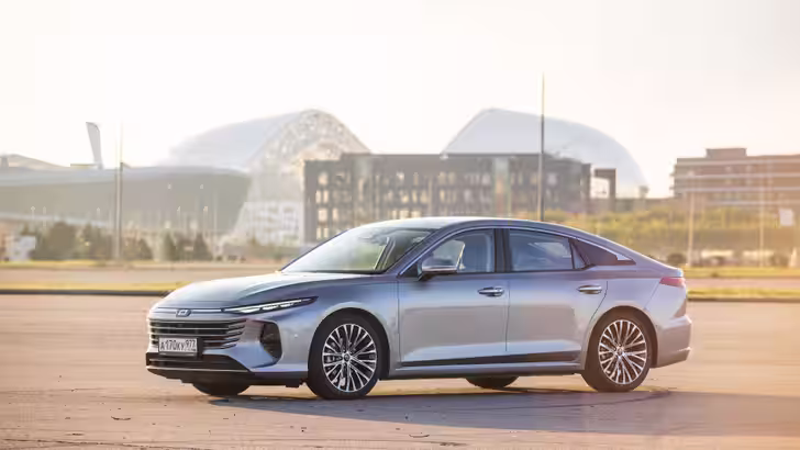 В России начнут собирать сразу три модели Bestune: FAW озвучил планы по локализации B70, T90 и обновленного T77 В России начнут собирать сразу три модели Bestune: FAW озвучил планы по локализации B70, T90 и обновленного T77