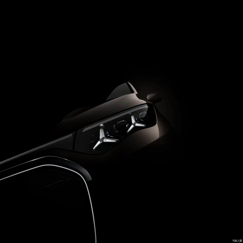 В Китае показали Mercedes-Benz VLE, электрический MPV, перед мировой премьерой 10 марта.