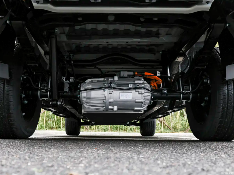 В Китае Chery представила свой первый электропикап Hilma, конкурент Toyota Hilux, по цене от ,300.