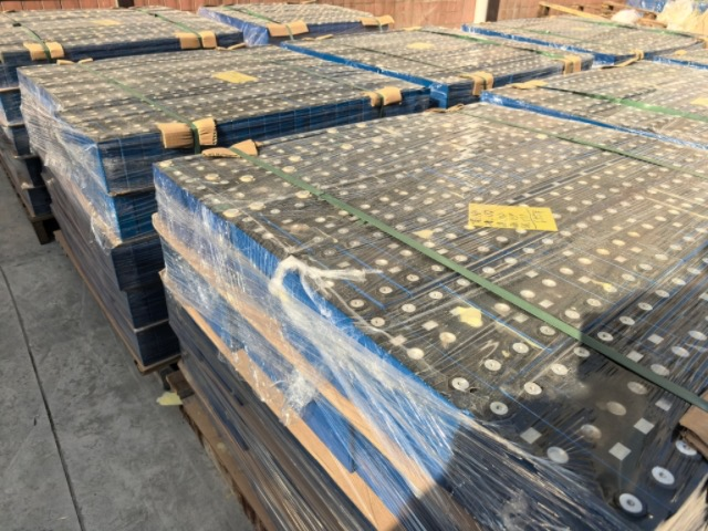 В Китае нелицензированные мастерские доминируют в переработке аккумуляторов электромобилей, создавая угрозы.