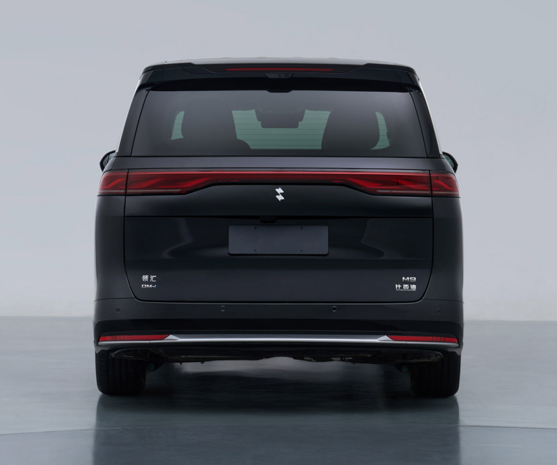 В Китае BYD запустила суббренд для смягчения негативного влияния продаж на таксопарки