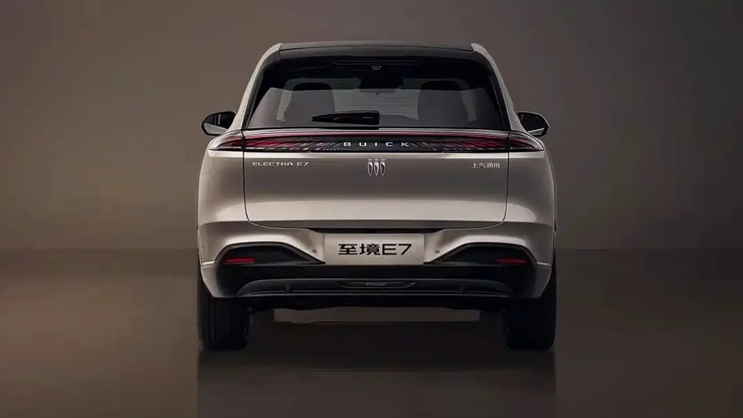 В Китае представлен гибридный кроссовер Buick Electra E7 с запасом хода 1600 км