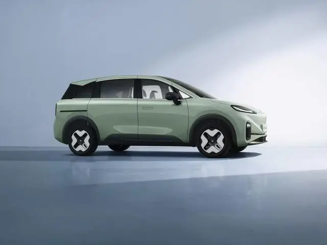 В Китае представлен Arcfox Koala S с запасом хода 520 км по стартовой цене от 14 300 долларов США.