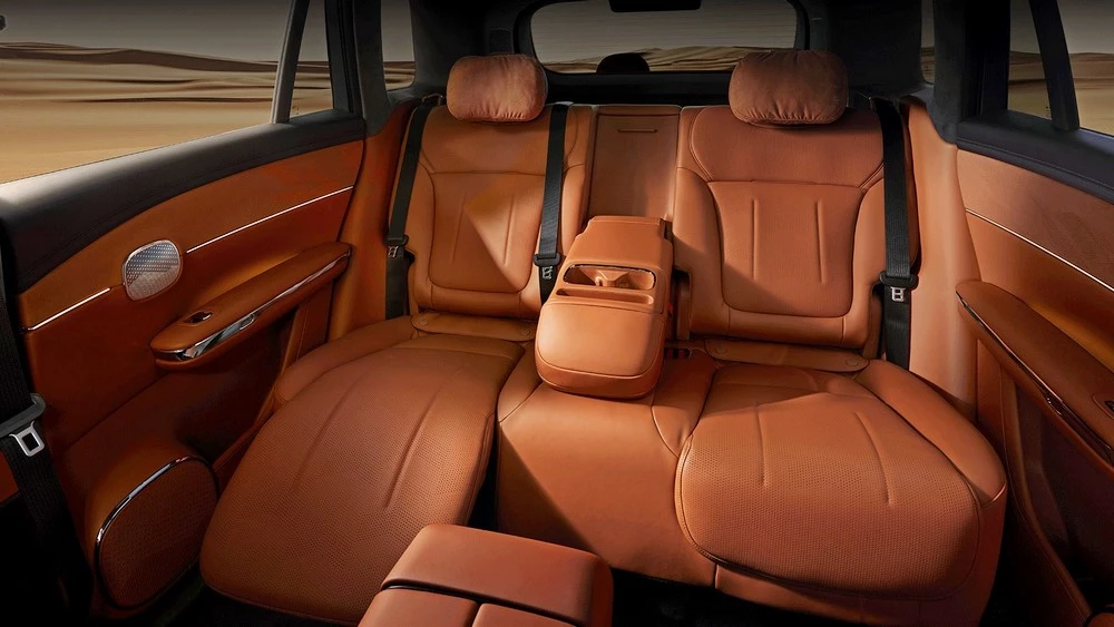 Кроссовер GAC S7 салон интерьер сиденья второй ряд