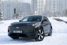 В Казахстане семейный электромобиль Geely Galaxy EX5 покажет, как он едет.