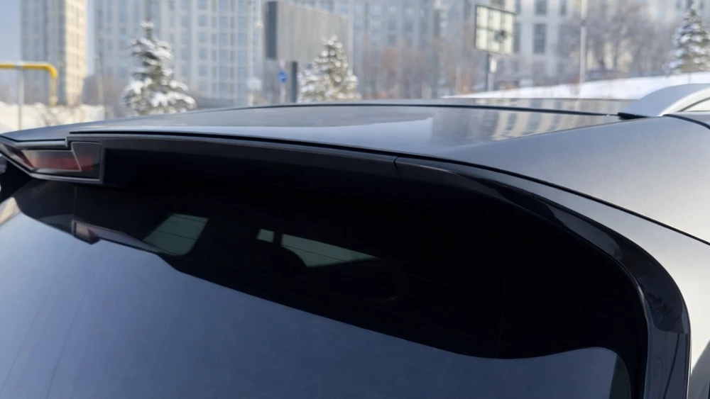 Geely EX5 в Казахстане тест спойлер