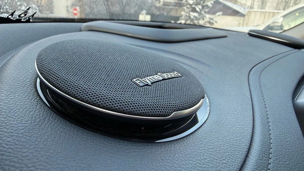 Geely EX5 в Казахстане тест салон интерьер динамик аудиосистемы