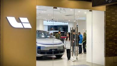 В Китае Li Auto закроет 100 магазинов из-за недостижения прогноза поставок в 406 000 единиц после 2025 года.