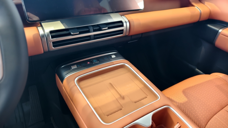 В Китае BYD Ti7 – тест полноприводного городского кроссовера в максимальной комплектации.