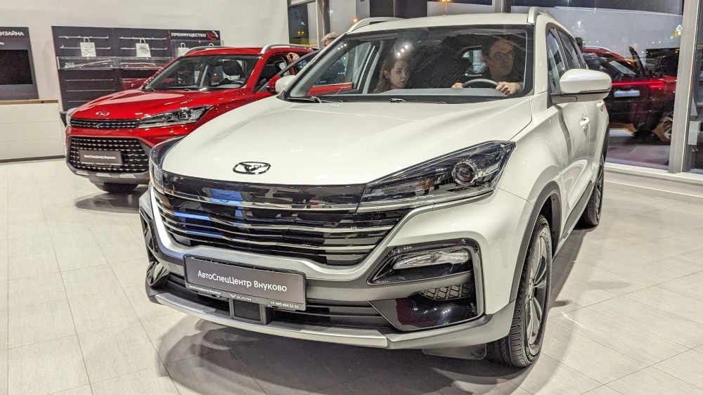 кроссовер Kaiyi X3 Pro и X3 в России чем отличаются