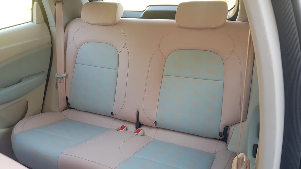 Leapmotor T3 в Беларуси салон интерьер второй ряд сиденье