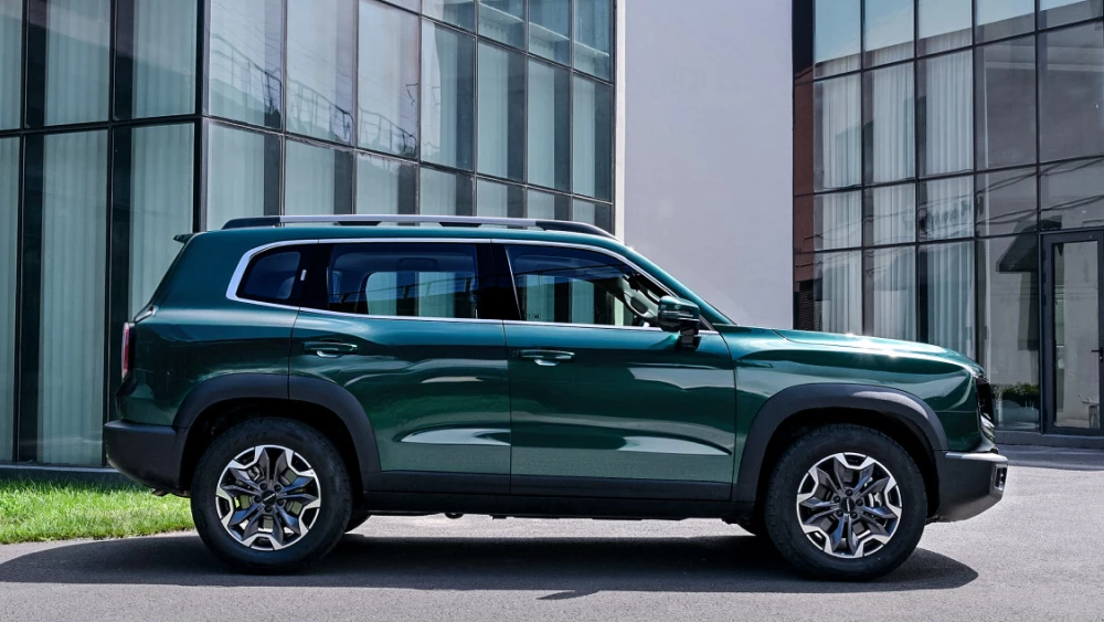 Новый кроссовер Haval Dargo получил ОТТС для рынка России кроссовер сбоку зеленый