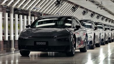 В Китае начались поставки обновленной модели Xpeng P7, достигнув рубежа в 100 000 единиц.