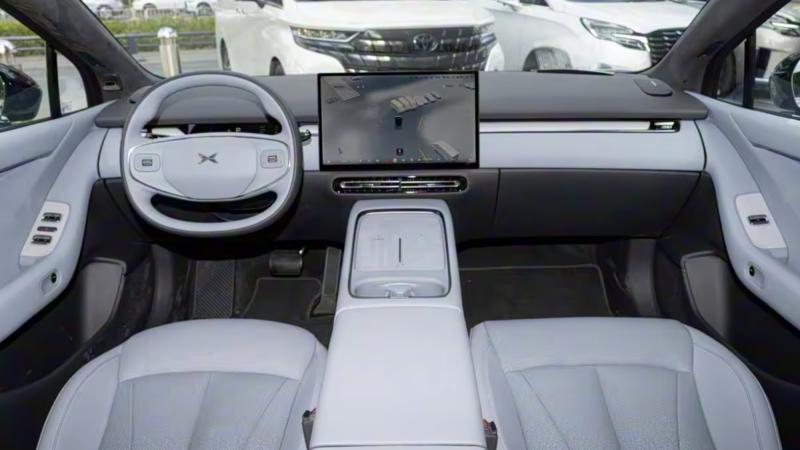 В Китае стартовали продажи Xpeng P7+ 2026 года, ставшей глобальной моделью по цене 26 700 USD.