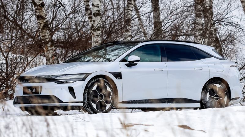 В Китае обновленные Zeekr 007 и Zeekr 7GT с системой 900В появятся во втором квартале 2026 года.