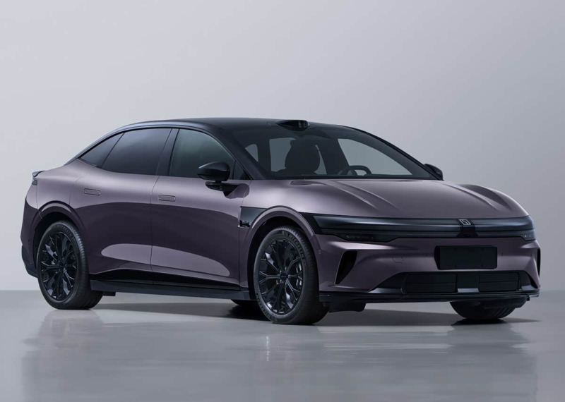 В Китае показали обновлённые Zeekr 007 GT и 007 EV с максимальной мощностью до 784 л.с.