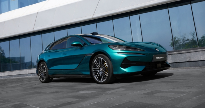 В Китае представлены обновленные изображения BYD Denza Z9 GT wagon мощностью до 1140 л.с.