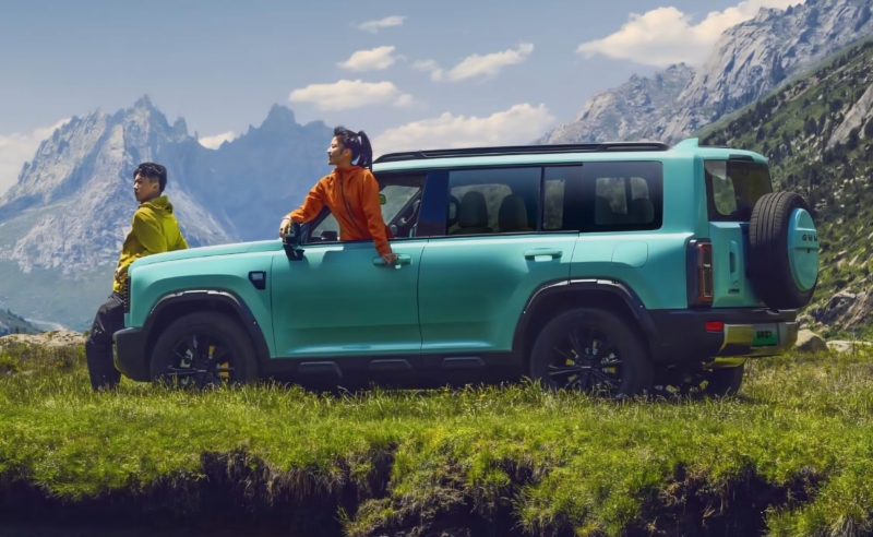 В Китае внедорожник Haval Raptor от GWM получил улучшенную версию Plus с возможностью семиместной конфигурации.