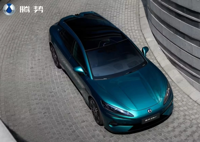 В Китае новый BYD Denza Z9 GT стал электромобилем с рекордной дальностью хода в мире.