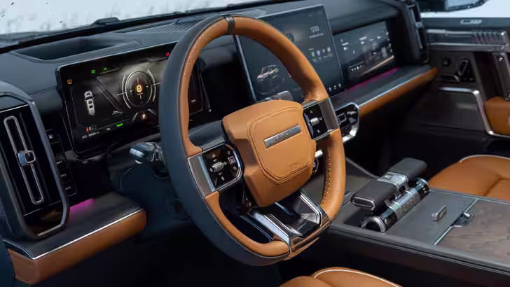 Интерьер M-Hero Интерьер M-Hero