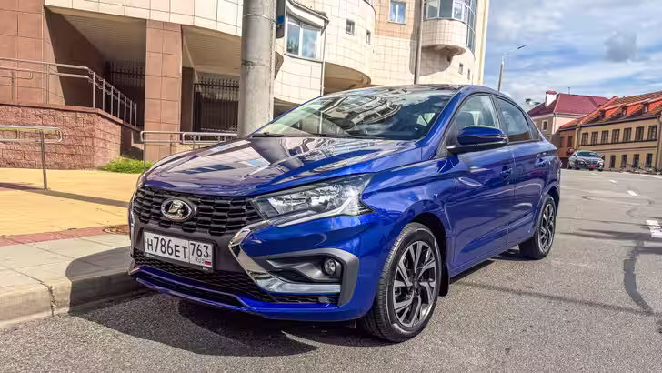 LADA Iskra LADA Iskra