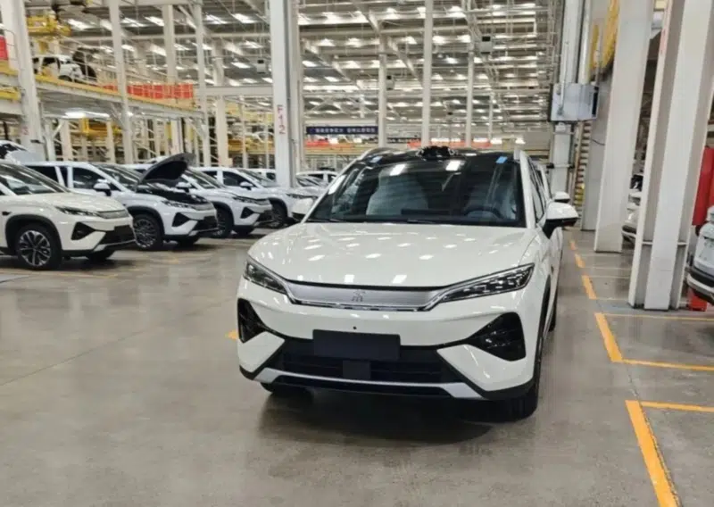 В Китае анонсированы на мероприятии BYD March 5: Blade 2.0, DM 6.0, зарядка 1,500 кВт и God’s Eye 5.0.