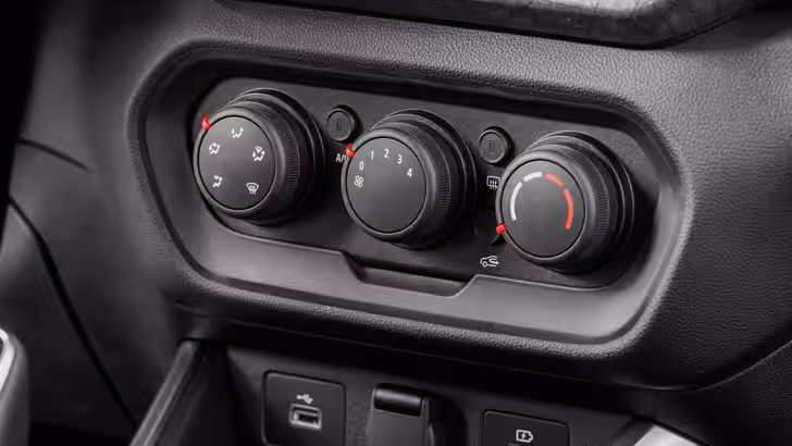 Интерьер LADA Iskra Интерьер LADA Iskra