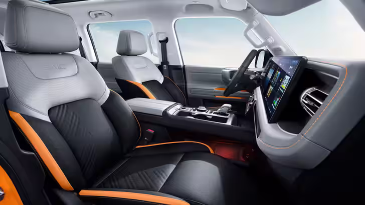 Интерьер BAIC BJ40 Pro