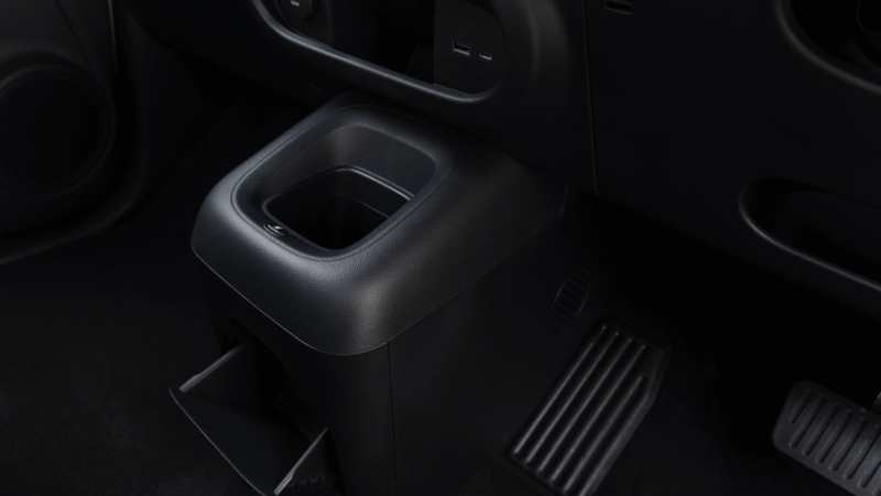 В Китае официально представлен интерьер электромобиля BYD Racco EV kei car, дебют которого состоялся в Японии.