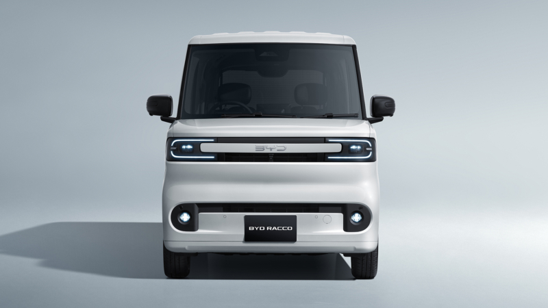 В Китае официально представлен интерьер электромобиля BYD Racco EV kei car, дебют которого состоялся в Японии.