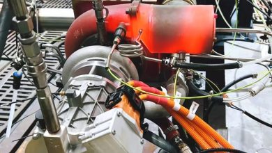 В Китае автопроизводитель Changan Auto представил уникальный генератор, превращающий электромобили в гибриды. В Китае автопроизводитель Changan Auto представил уникальный генератор, превращающий электромобили в гибриды.