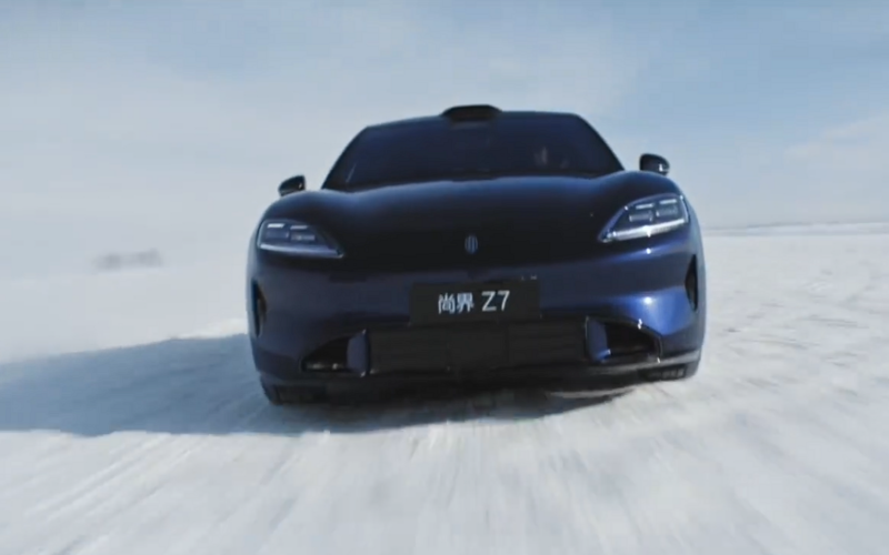 В Китае дебютировали видео с дизайном Huawei-backed Saic Z7, вдохновленным Taycan