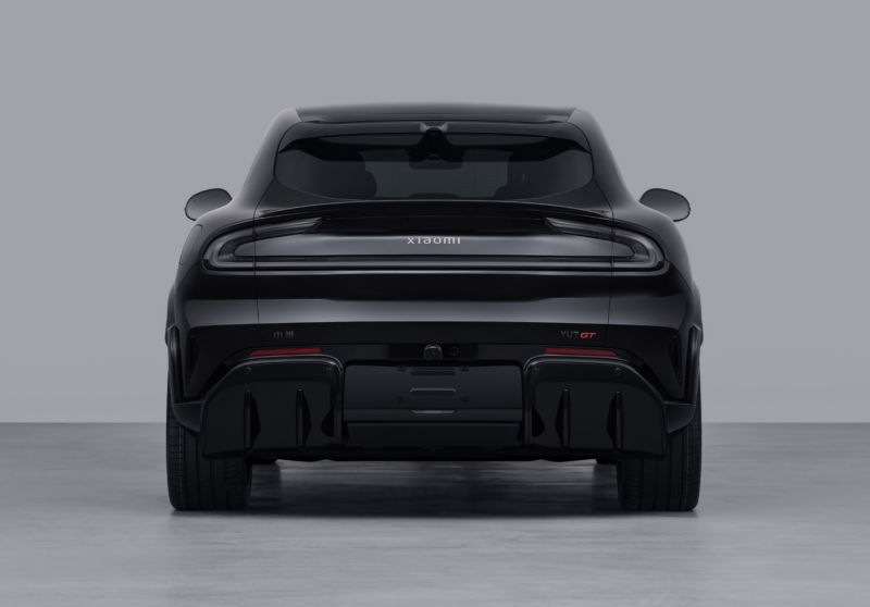 В Китае официально представлен Xiaomi YU7 GT мощностью почти в 1000 лошадиных сил.