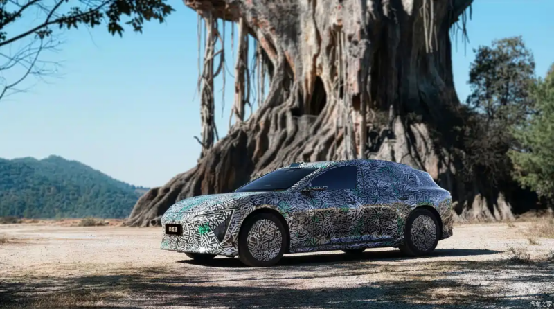 В Китае Avatr представила новинку 06T wagon с LiDAR нового поколения от Huawei.