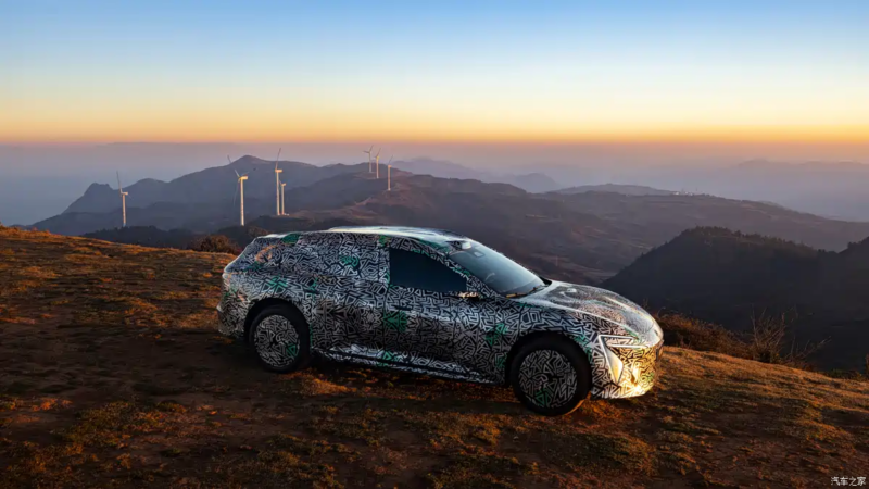 В Китае Avatr представила новинку 06T wagon с LiDAR нового поколения от Huawei.