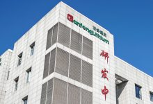 В Китае производитель аккумуляторов Gangfeng Lithium приступил к выпуску батарей емкостью 650 Вт*ч/кг.