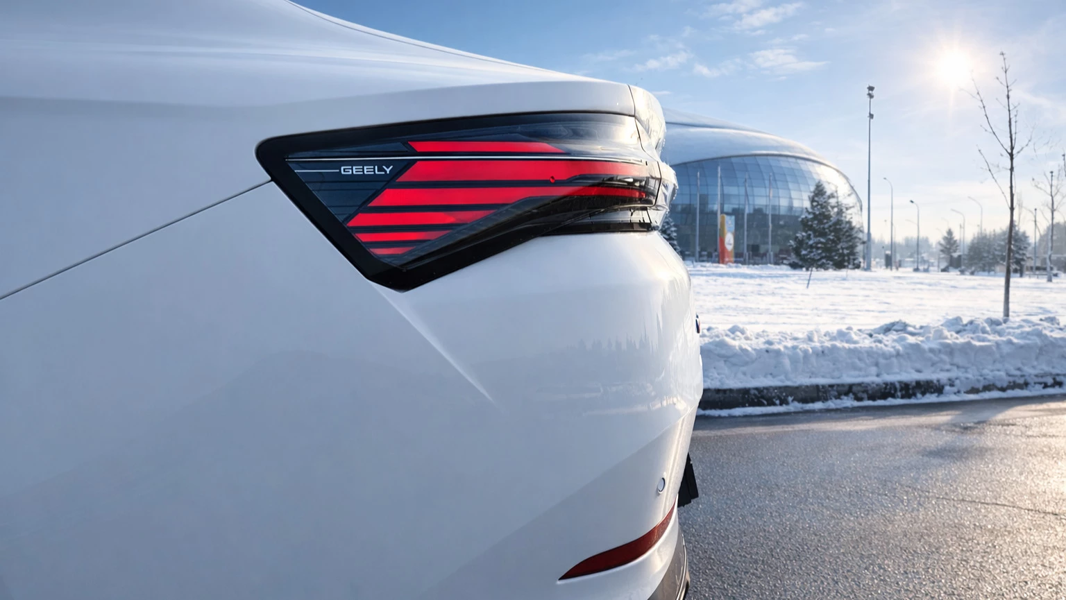 Geely Galaxy Preface в Казахстане сзади фонари