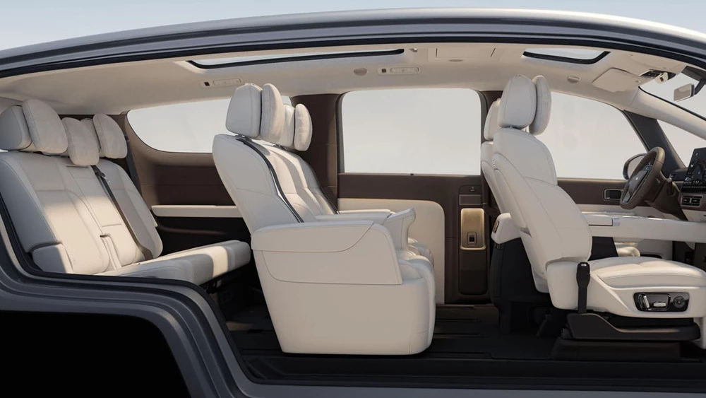 Li Mega салон интерьер 6 мест конфигурация