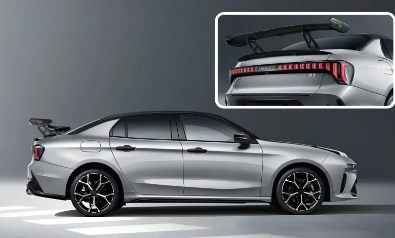 В Китае Lynk & Co 03 мощностью 268 л.с. оснащается большим регулируемым спойлером из углеволокна.