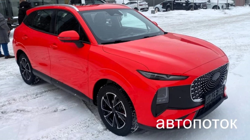 кроссовер lepas у дилера санкт-петербург спереди сбоку