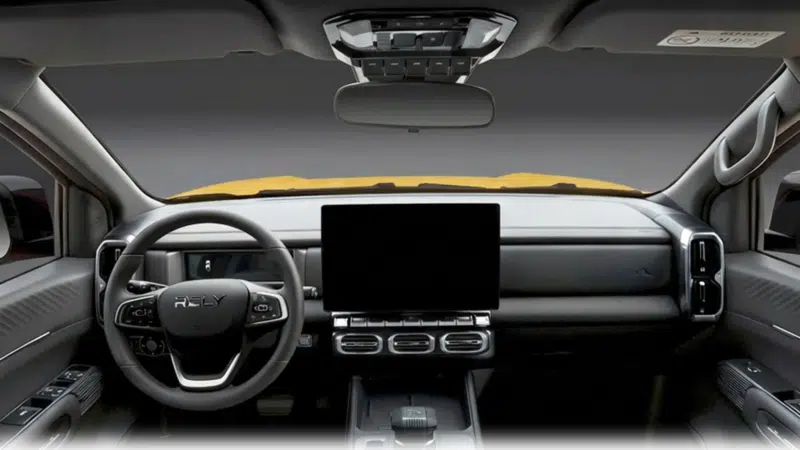 В Китае Chery представила пикап Rely R08 по цене 17 125 долларов США.