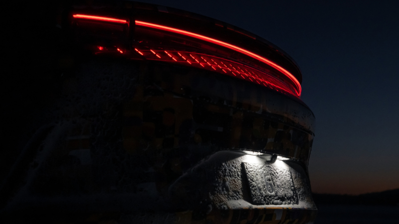 В Китае на зимних испытаниях замечен лифтбек Smart #6 PHEV длиной 4,9 метра.